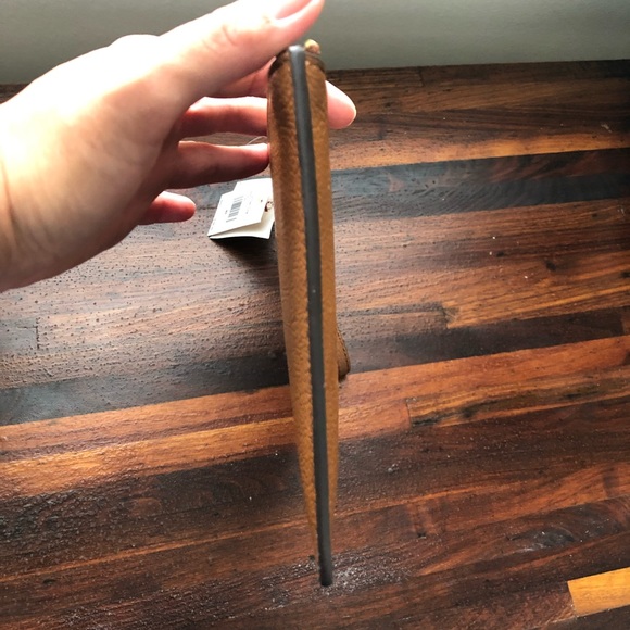 Micahel Kors Jet Set Lg zip clutch leather - Picture 5 of 7